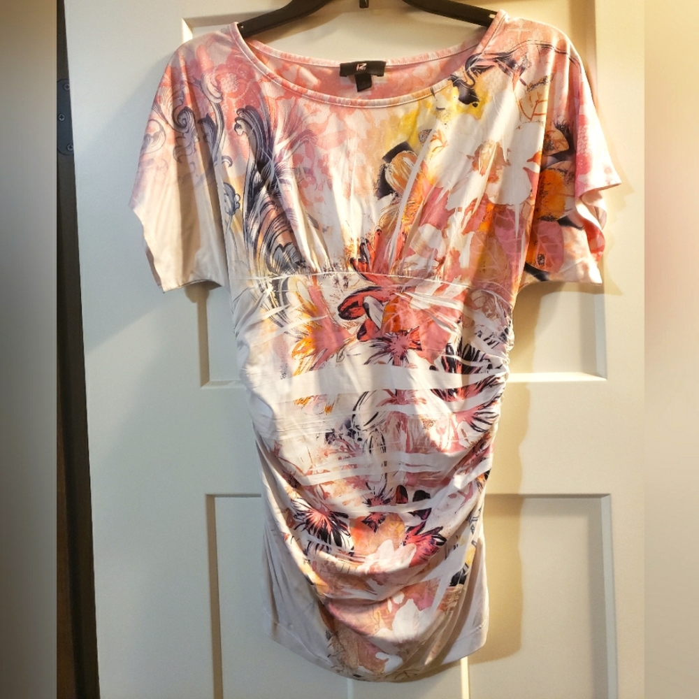 Design Scoop Neck Stretch Tee